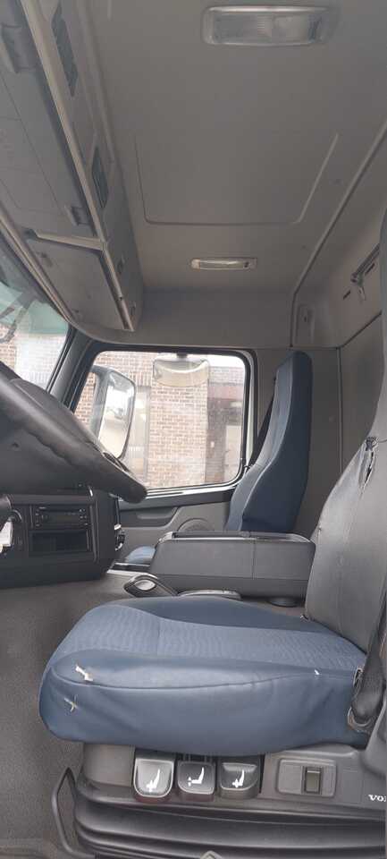 VOLVO FM - Camión cisterna: foto 5 VOLVO FM - Camión cisterna: foto 5