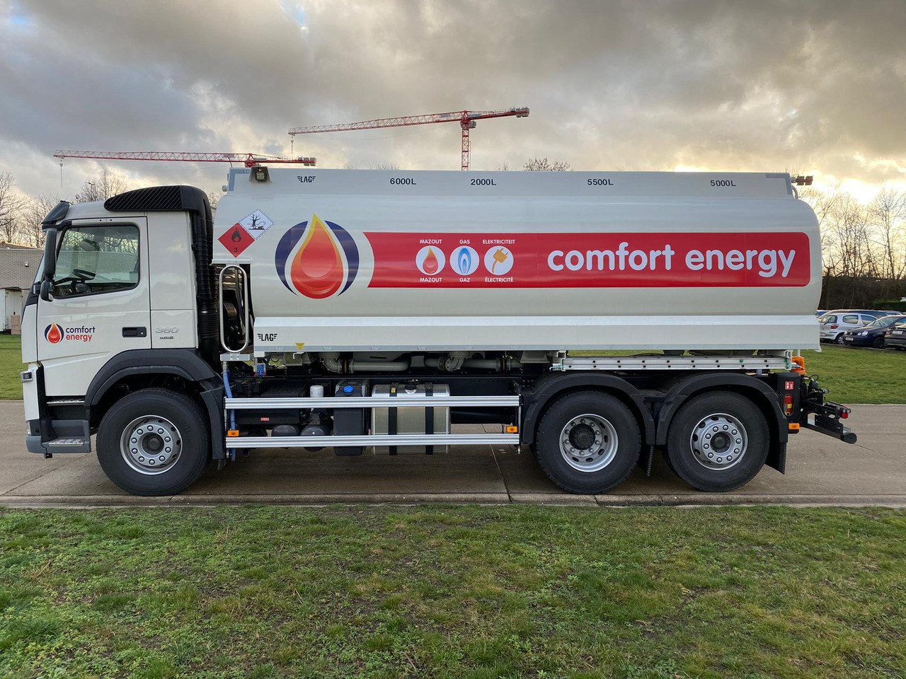 Camión cisterna VOLVO FM: foto 10