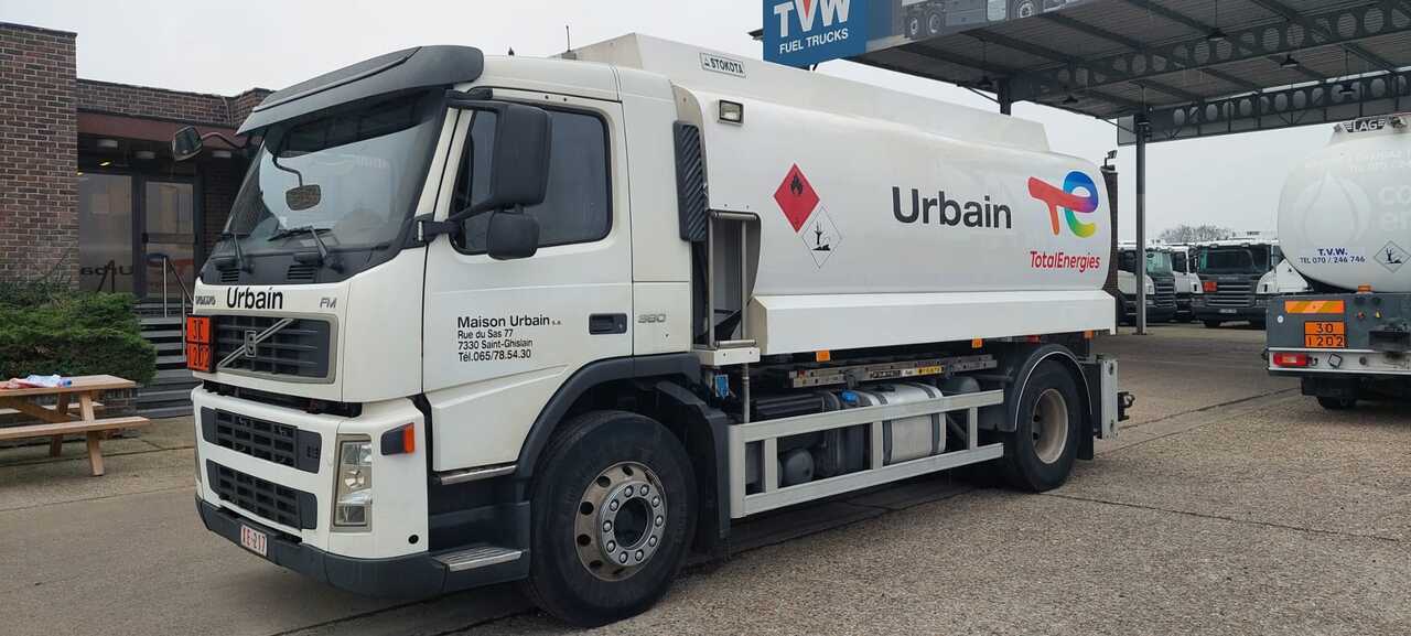 VOLVO FM - Camión cisterna: foto 1 VOLVO FM - Camión cisterna: foto 1