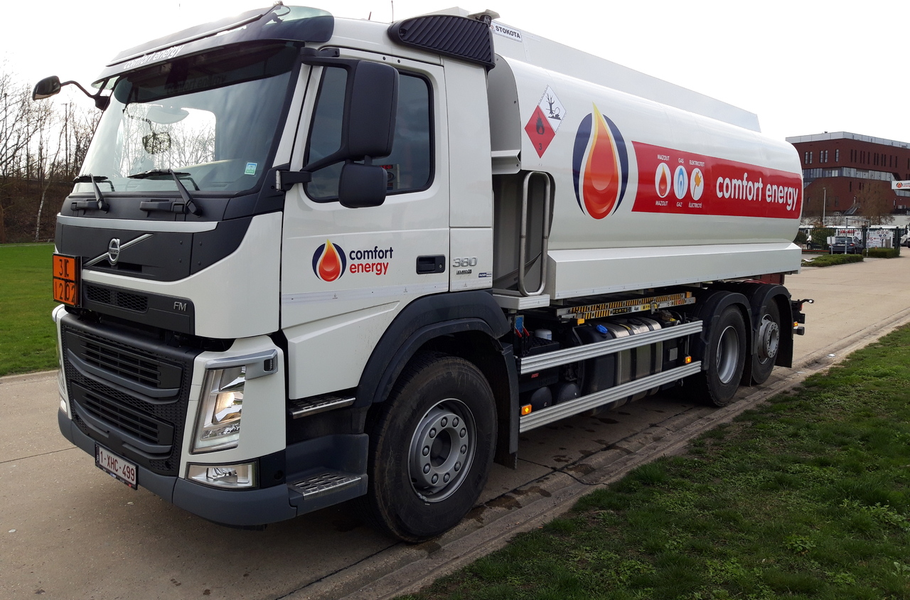 VOLVO FM - Camión cisterna: foto 1 VOLVO FM - Camión cisterna: foto 1