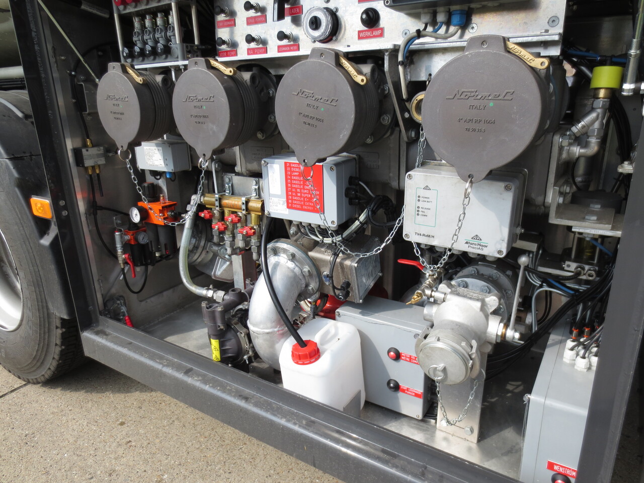 VOLVO FM - Camión cisterna: foto 4 VOLVO FM - Camión cisterna: foto 4