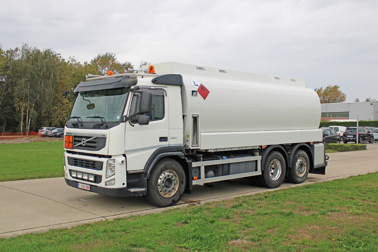 Volvo FM - Camión cisterna: foto 1 Volvo FM - Camión cisterna: foto 1