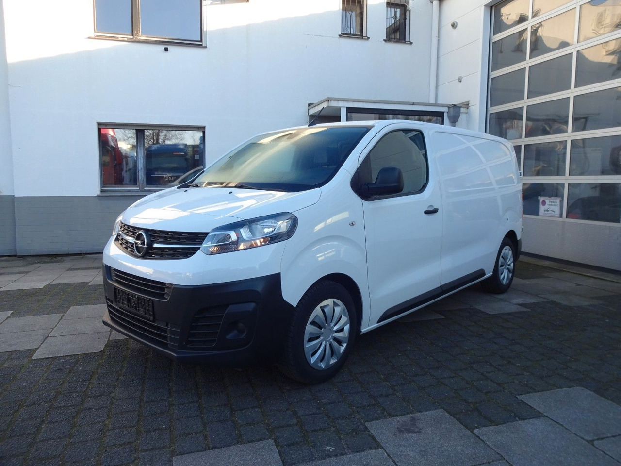 Opel 50 x Vivaro Kasten L1H1, Klima, PDC, Tempomat - Furgoneta pequeña: foto 3 Opel 50 x Vivaro Kasten L1H1, Klima, PDC, Tempomat - Furgoneta pequeña: foto 3