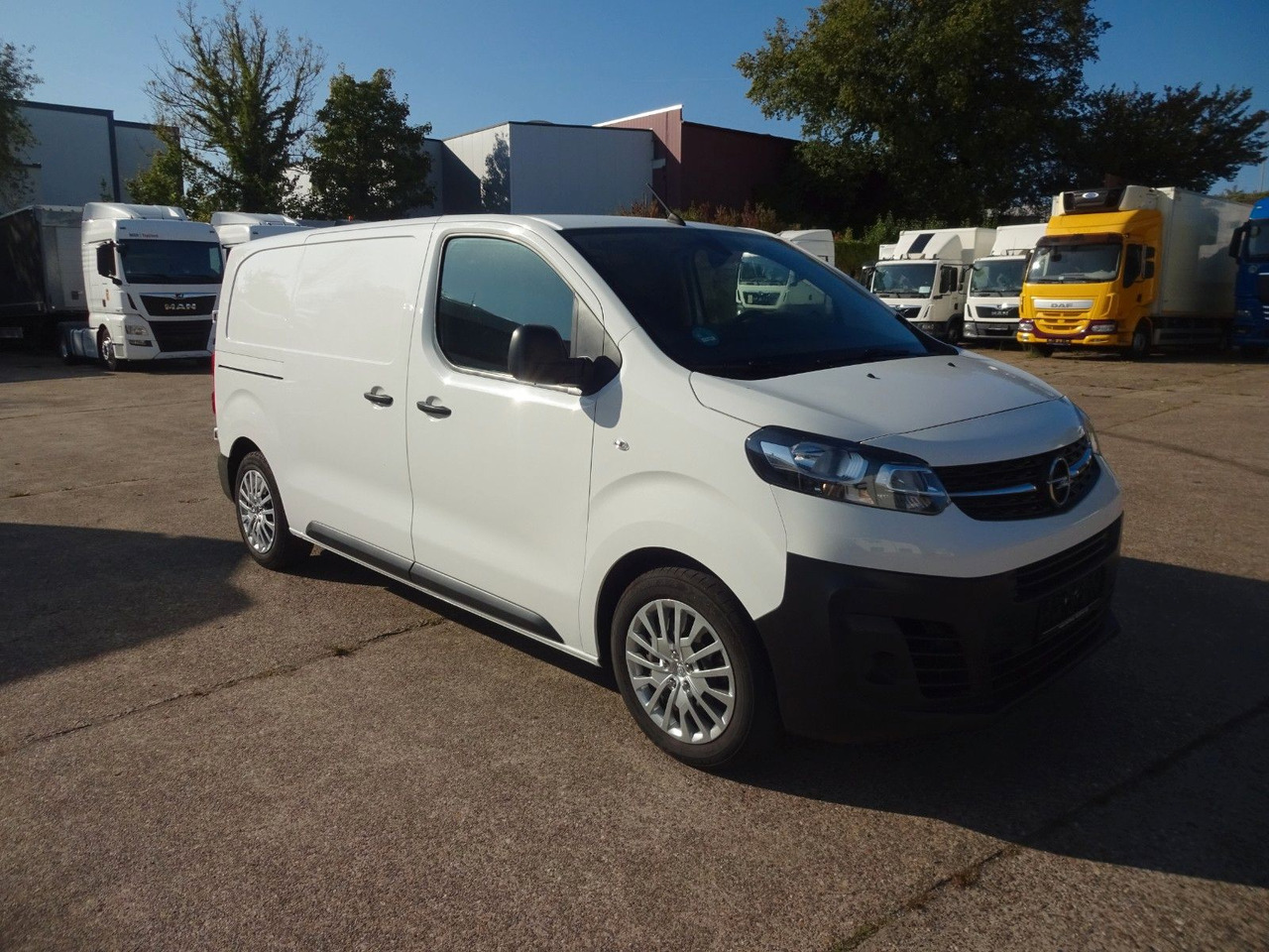 Opel Vivaro Kasten L1H1, Klima, PDC, - Furgoneta pequeña: foto 3 Opel Vivaro Kasten L1H1, Klima, PDC, - Furgoneta pequeña: foto 3