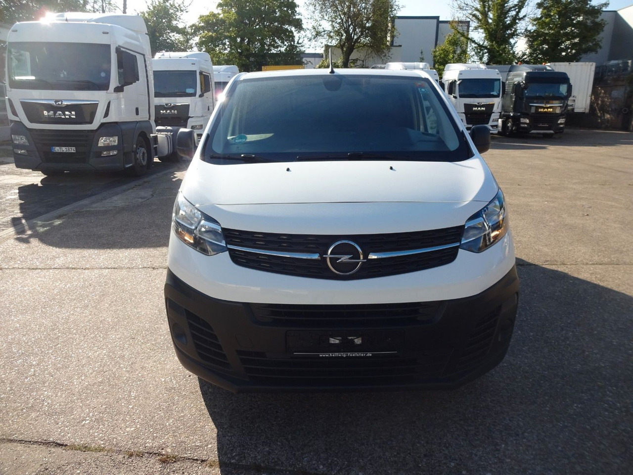 Opel Vivaro Kasten L1H1, Klima, PDC, - Furgoneta pequeña: foto 2 Opel Vivaro Kasten L1H1, Klima, PDC, - Furgoneta pequeña: foto 2