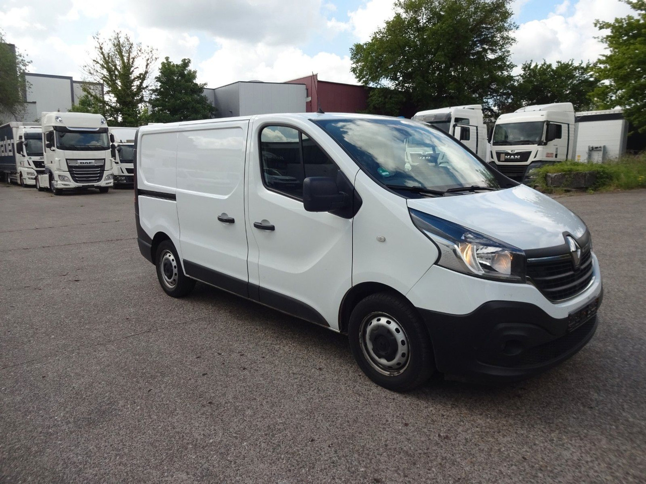 Renault Trafic Kasten L1H1 3,0t,Kamera,PDC,Klima,Tempoma - Furgoneta pequeña: foto 1 Renault Trafic Kasten L1H1 3,0t,Kamera,PDC,Klima,Tempoma - Furgoneta pequeña: foto 1