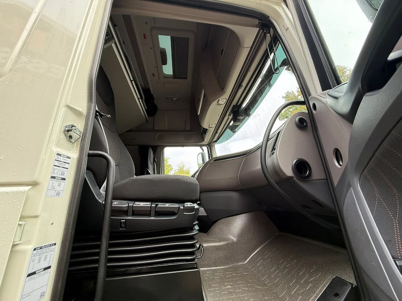 DAF XF 480 SSC Super Space 2x tank LED 348.190KM NL Truck - Cabeza tractora: foto 5 DAF XF 480 SSC Super Space 2x tank LED 348.190KM NL Truck - Cabeza tractora: foto 5