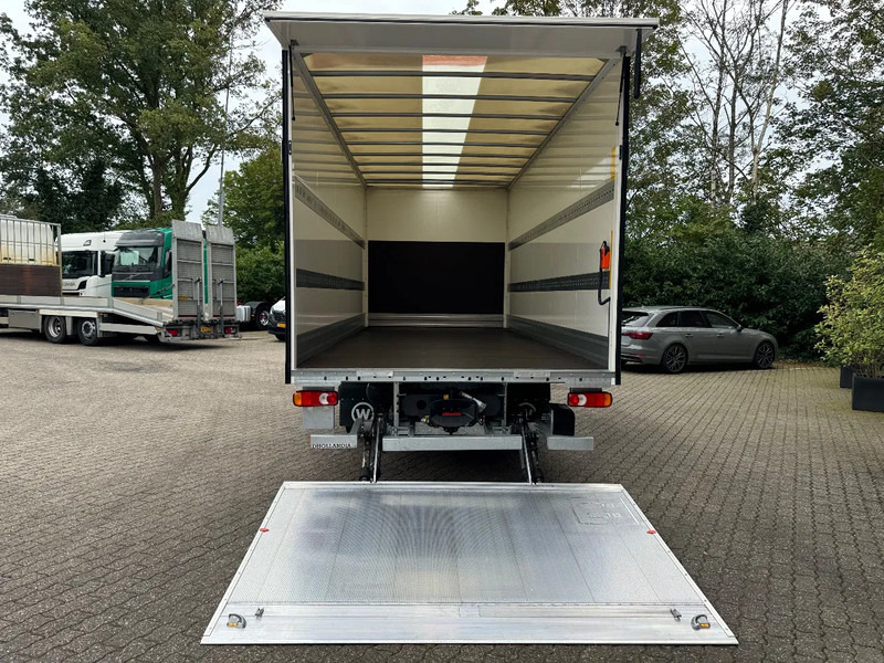 DAF LF 210 FA 6.1M Bakwagen NIEUW, Volledige garantie 3 jaar, Laadklep - Airco - Vangmuil - Camión caja cerrada: foto 5 DAF LF 210 FA 6.1M Bakwagen NIEUW, Volledige garantie 3 jaar, Laadklep - Airco - Vangmuil - Camión caja cerrada: foto 5