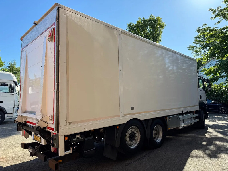 MAN TGS 26.320 EEV Koffer Stuuras AHK 2.500KG LBW 368.390KM! NL TRUCK - Camión caja cerrada: foto 5 MAN TGS 26.320 EEV Koffer Stuuras AHK 2.500KG LBW 368.390KM! NL TRUCK - Camión caja cerrada: foto 5