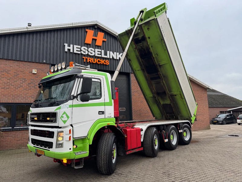 Terberg FM 2000 8X8 21m3 Isolated Hardox Manual gearbox NL truck - Camión volquete: foto 1 Terberg FM 2000 8X8 21m3 Isolated Hardox Manual gearbox NL truck - Camión volquete: foto 1