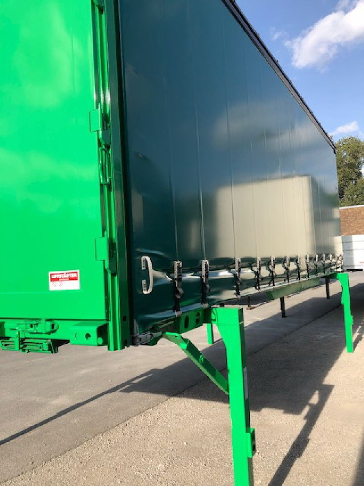 Kögel BDF-System, 7.450 mm lang - Toldo carrocería: foto 2 Kögel BDF-System, 7.450 mm lang - Toldo carrocería: foto 2