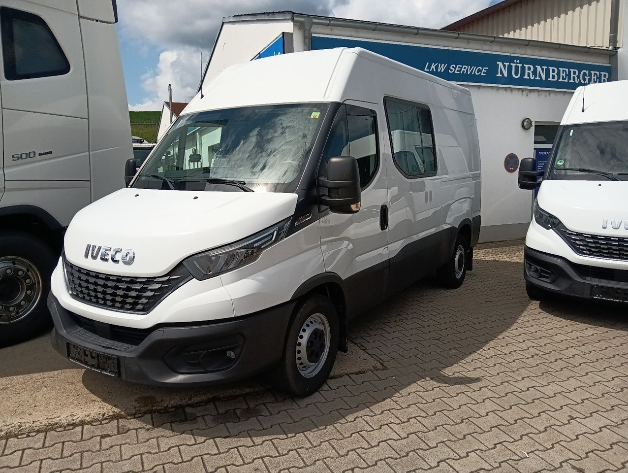 Iveco Daily Kasten HKa 35S21 V WB3520 AHK, Standheizun - Furgón: foto 3 Iveco Daily Kasten HKa 35S21 V WB3520 AHK, Standheizun - Furgón: foto 3