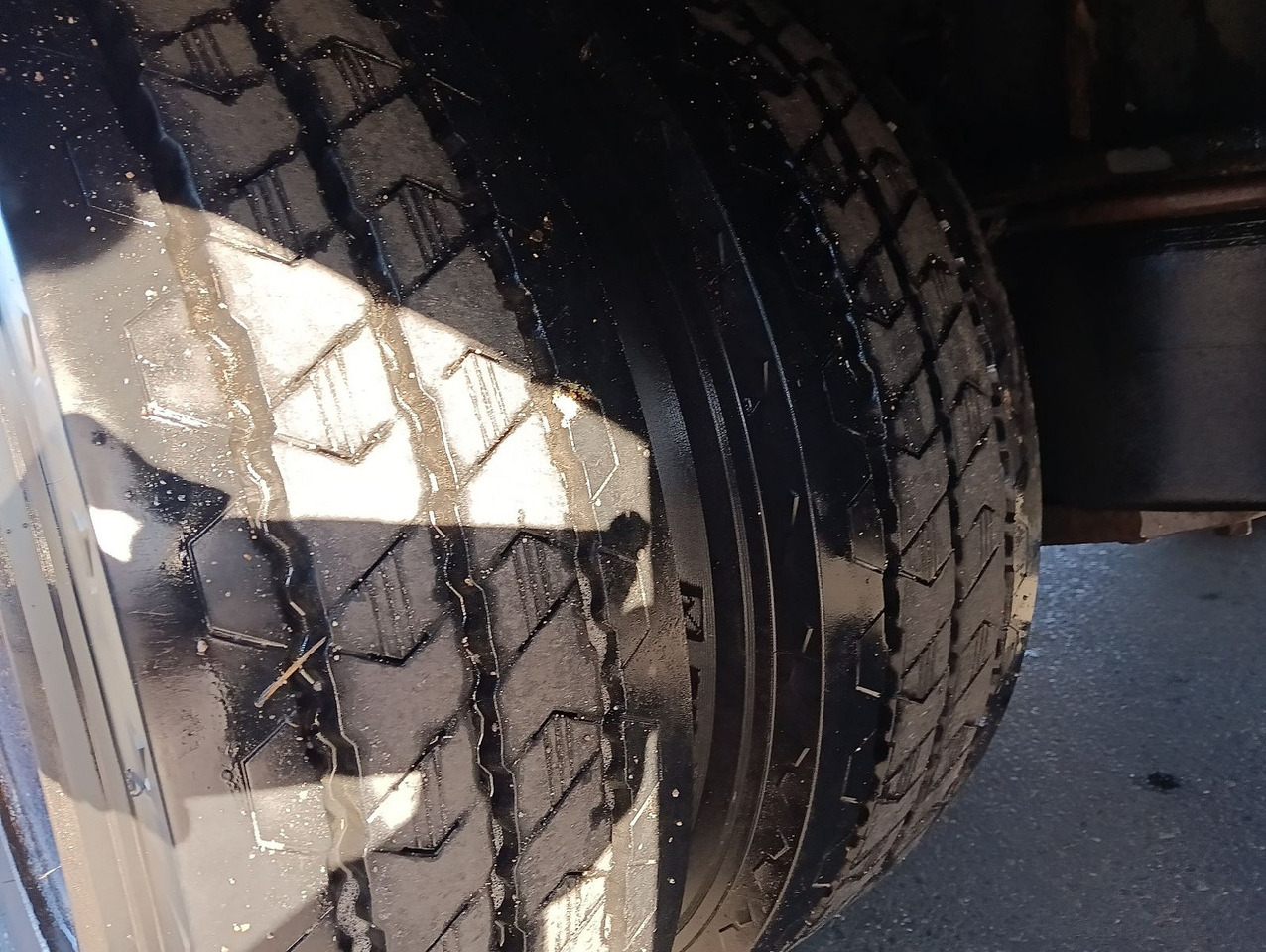 Semirremolque góndola rebajadas nuevo Krone SDP 27 12,2m JUMBO BPW 235/75R17,5 Reifen 90%: foto 20 Semirremolque góndola rebajadas nuevo Krone SDP 27 12,2m JUMBO BPW 235/75R17,5 Reifen 90%: foto 20