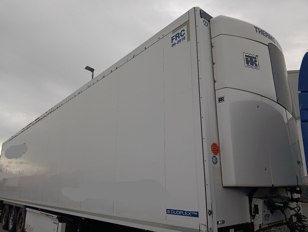 Krone SDR27eL4 ThermoKing SLX300 5777h Blumenbr Doppel - Semirremolque caja cerrada: foto 3 Krone SDR27eL4 ThermoKing SLX300 5777h Blumenbr Doppel - Semirremolque caja cerrada: foto 3