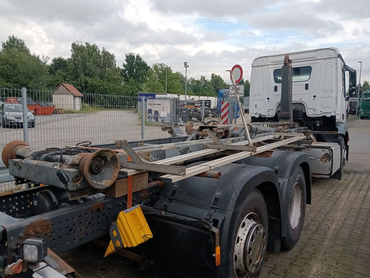 Mercedes-Benz 2545 6x2 Lenk/Lift MEILLER RK2070 Luft/Luft - Camión chasis: foto 3 Mercedes-Benz 2545 6x2 Lenk/Lift MEILLER RK2070 Luft/Luft - Camión chasis: foto 3