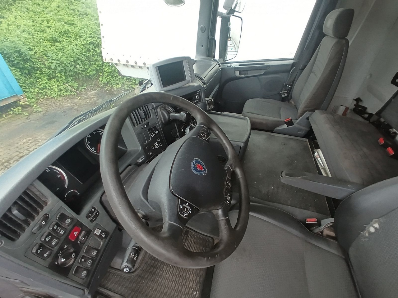 Scania G360 6x2 RETARDER FAUN ROTOPRESS 521L Zöller 230 - Camión de basura: foto 5 Scania G360 6x2 RETARDER FAUN ROTOPRESS 521L Zöller 230 - Camión de basura: foto 5