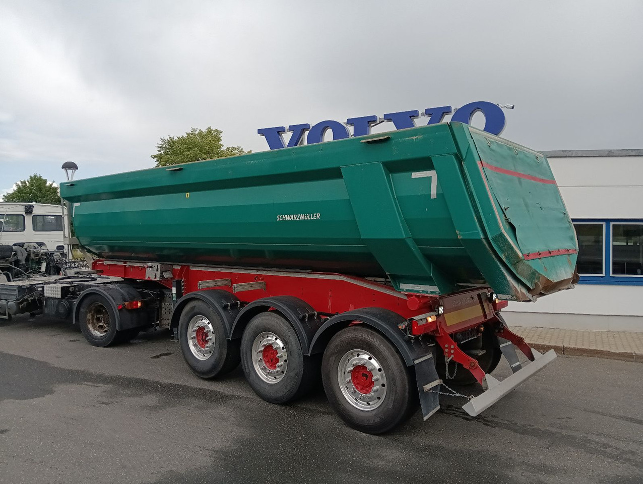 Schwarzmüller 3-A Stahlulde HARDOX ALCOA 25m3 SAF Lift 6180kg - Semirremolque volquete: foto 1 Schwarzmüller 3-A Stahlulde HARDOX ALCOA 25m3 SAF Lift 6180kg - Semirremolque volquete: foto 1