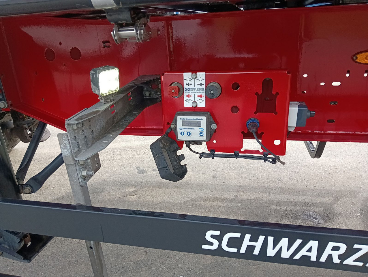 Semirremolque volquete nuevo Schwarzmüller K-Serie ALU 54m3 Getreide  6250kg TopZustand: foto 13