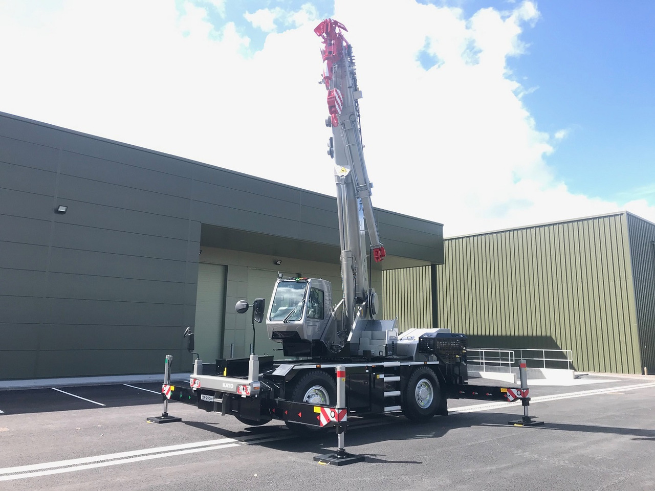 KATO CR-250Rv - 25 Ton City Crane - Autogrúa: foto 5 KATO CR-250Rv - 25 Ton City Crane - Autogrúa: foto 5