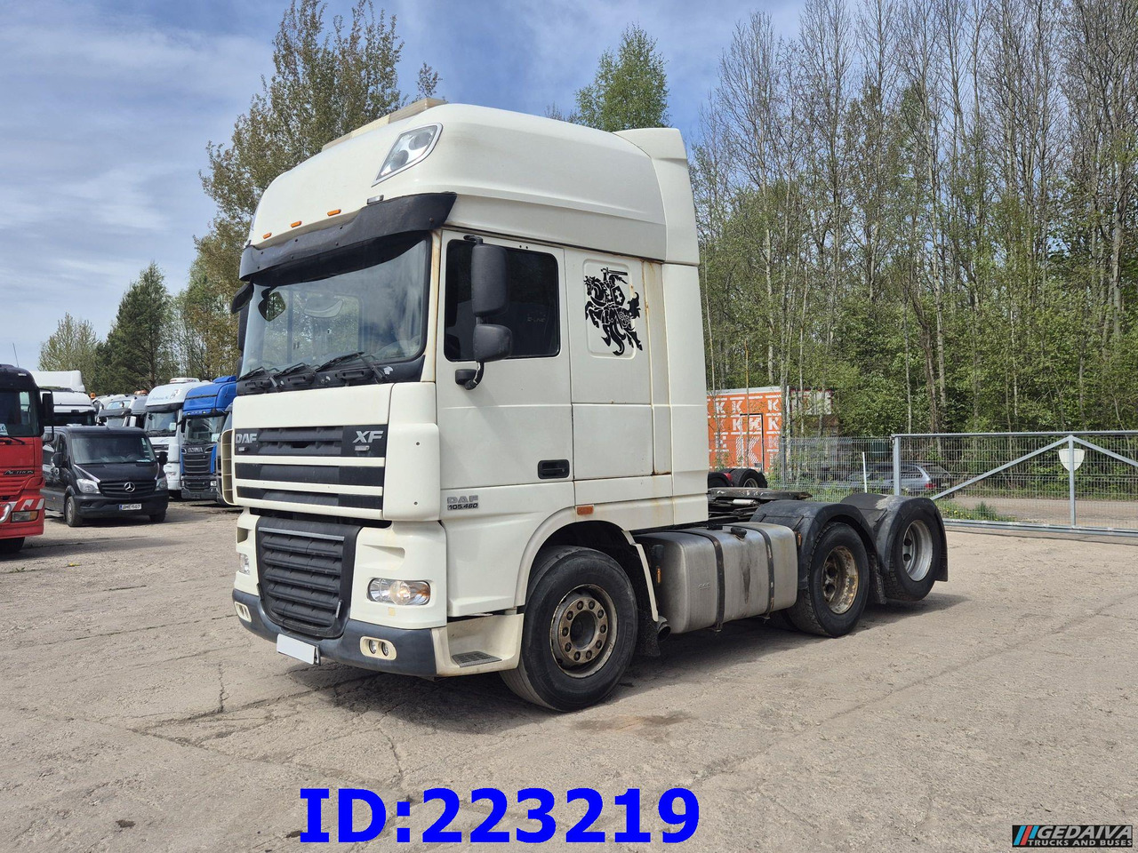 DAF XF 105.460 6X2 (10 tyre) Retarder Euro5 - Cabeza tractora: foto 1 DAF XF 105.460 6X2 (10 tyre) Retarder Euro5 - Cabeza tractora: foto 1