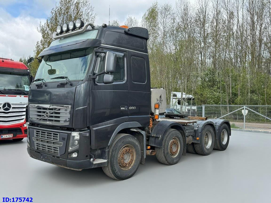 VOLVO FH16 660HP 8x4 - Cabeza tractora: foto 1 VOLVO FH16 660HP 8x4 - Cabeza tractora: foto 1