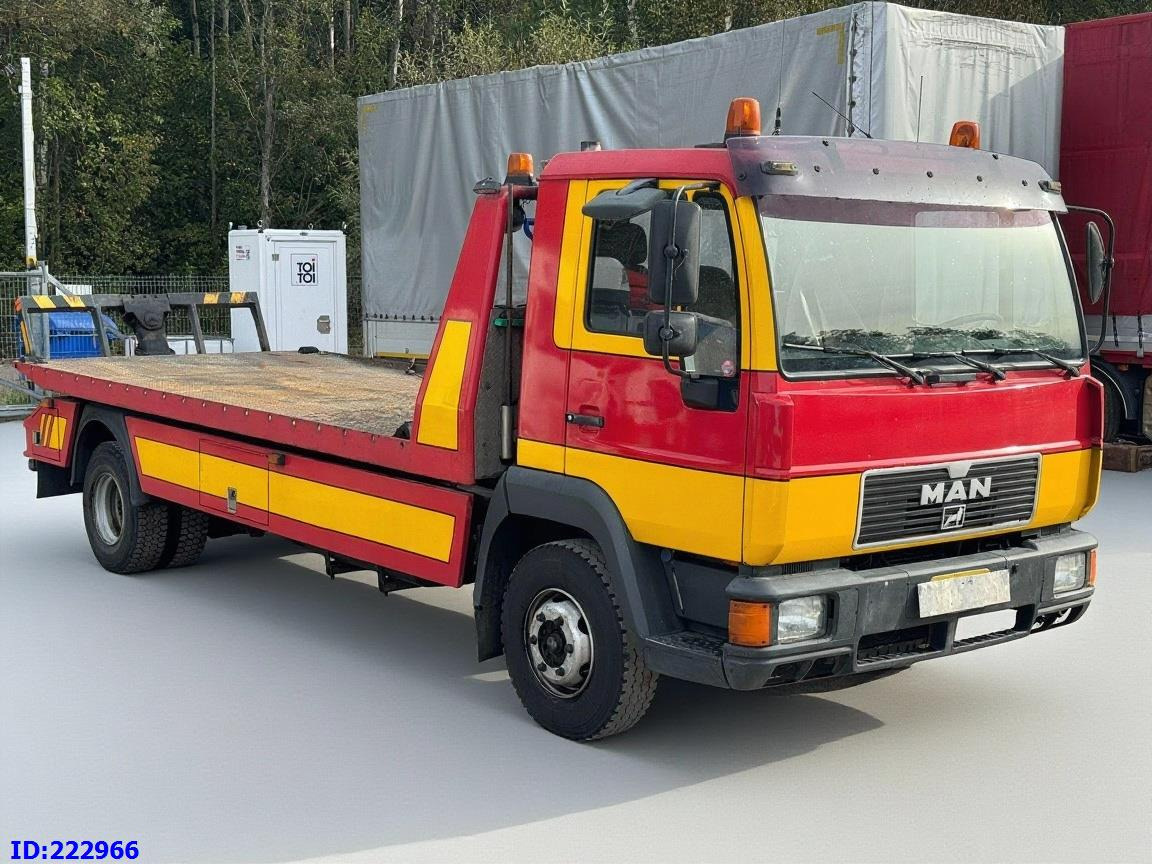 MAN 12.224 - Grua de remolque autos: foto 2 MAN 12.224 - Grua de remolque autos: foto 2