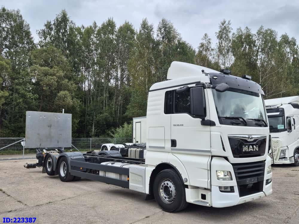 MAN TGX 26.510 WB 5900 6X2 Steering axle - Camión chasis: foto 4 MAN TGX 26.510 WB 5900 6X2 Steering axle - Camión chasis: foto 4