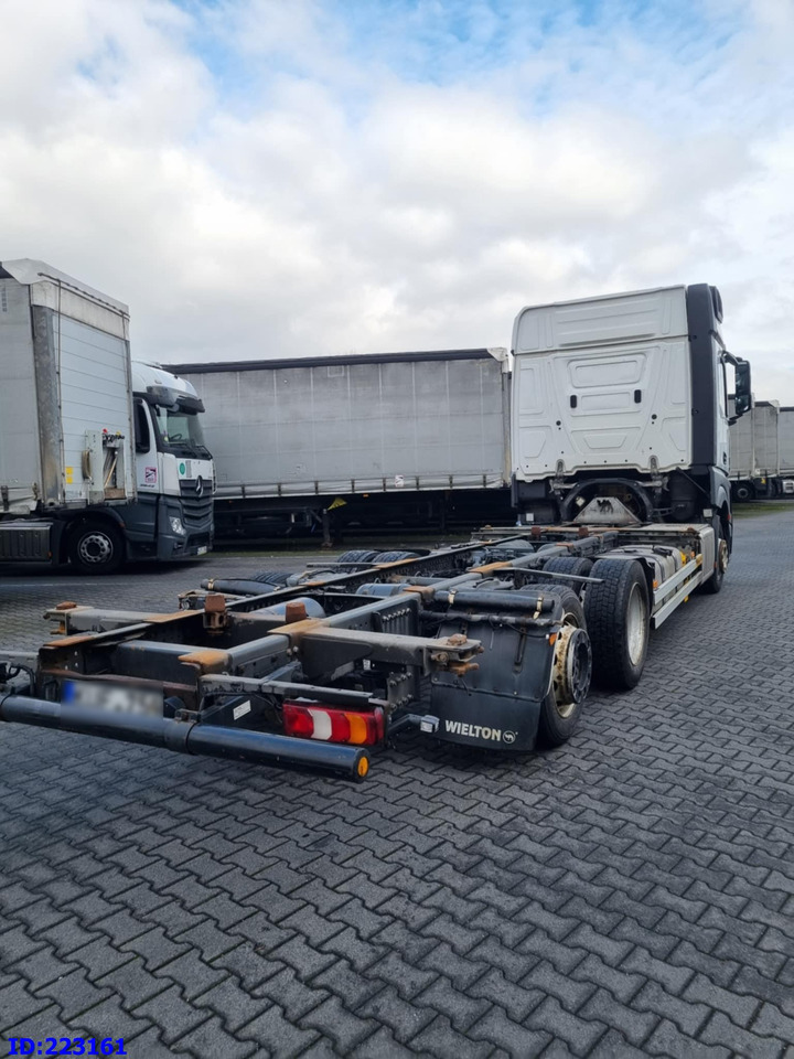 MERCEDES-BENZ Actros 2542 BDF 6x2 Euro6 - Camión chasis: foto 4 MERCEDES-BENZ Actros 2542 BDF 6x2 Euro6 - Camión chasis: foto 4
