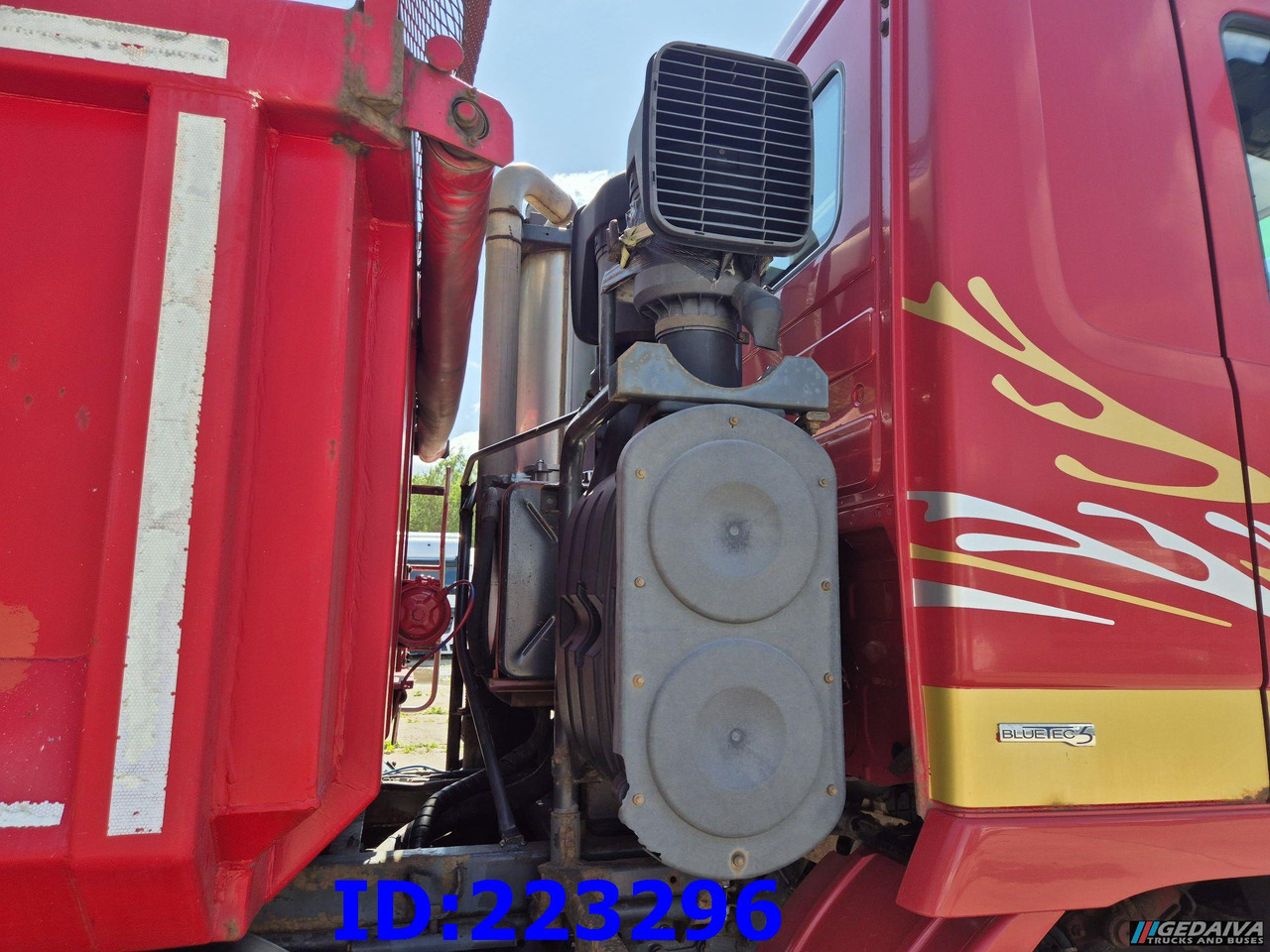 MERCEDES-BENZ Actros 3244 8x4 Big axle Euro5 - Camión volquete: foto 5 MERCEDES-BENZ Actros 3244 8x4 Big axle Euro5 - Camión volquete: foto 5