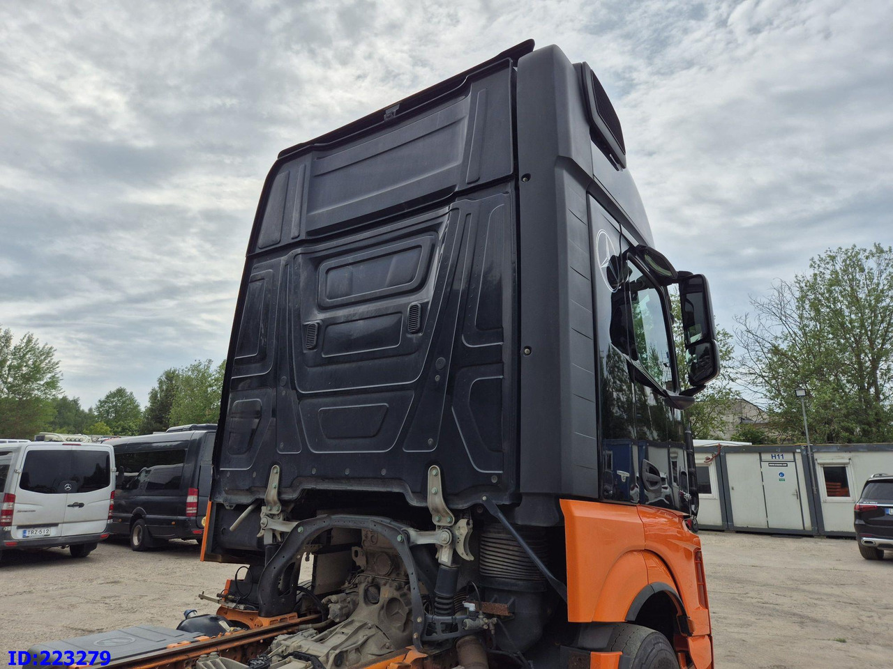 MERCEDES-BENZ Actros 3563 8×4 ( Steering axle) - Camión chasis: foto 5 MERCEDES-BENZ Actros 3563 8×4 ( Steering axle) - Camión chasis: foto 5