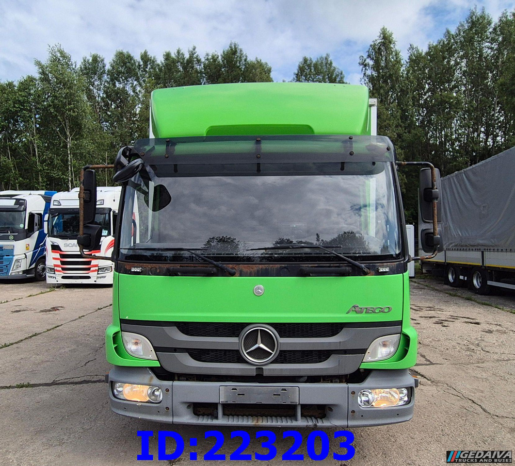 MERCEDES-BENZ Atego 818 4x2 Euro5 Manual - Camión caja cerrada: foto 2 MERCEDES-BENZ Atego 818 4x2 Euro5 Manual - Camión caja cerrada: foto 2