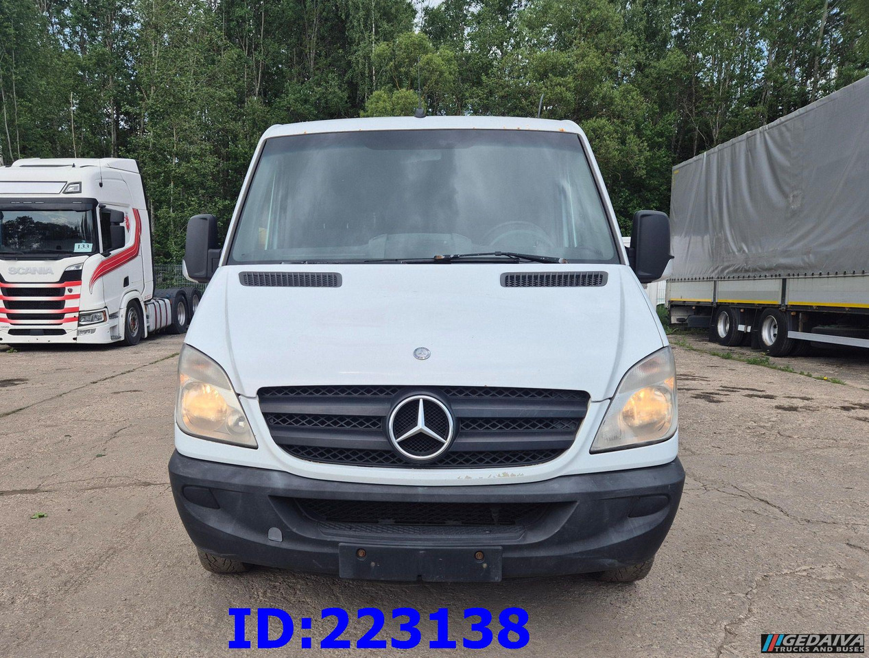 MERCEDES-BENZ Sprinter 213 - Euro5 - Autocar: foto 2 MERCEDES-BENZ Sprinter 213 - Euro5 - Autocar: foto 2