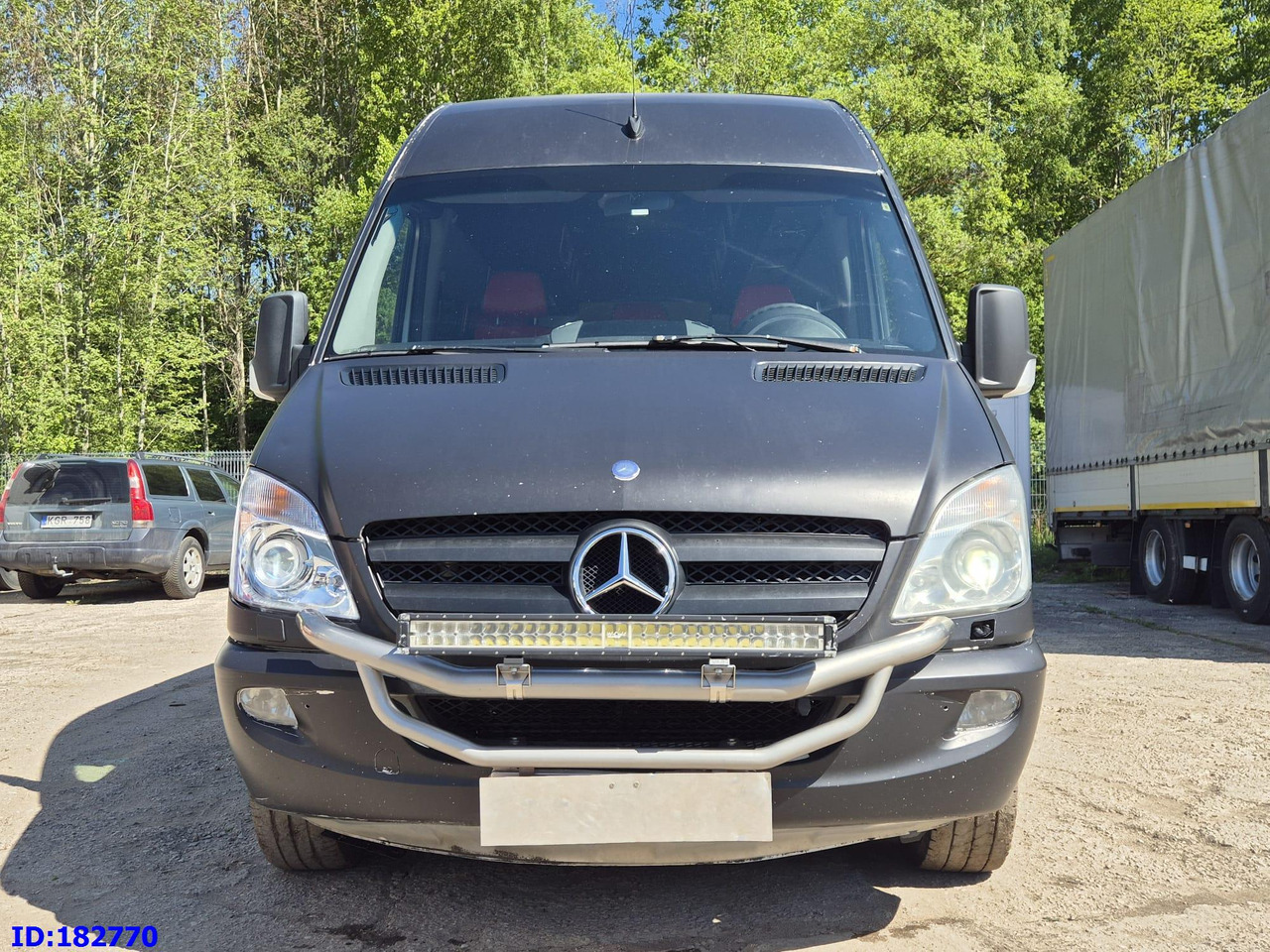 MERCEDES-BENZ Sprinter 319 VIP Euro5 - Autocar: foto 2 MERCEDES-BENZ Sprinter 319 VIP Euro5 - Autocar: foto 2