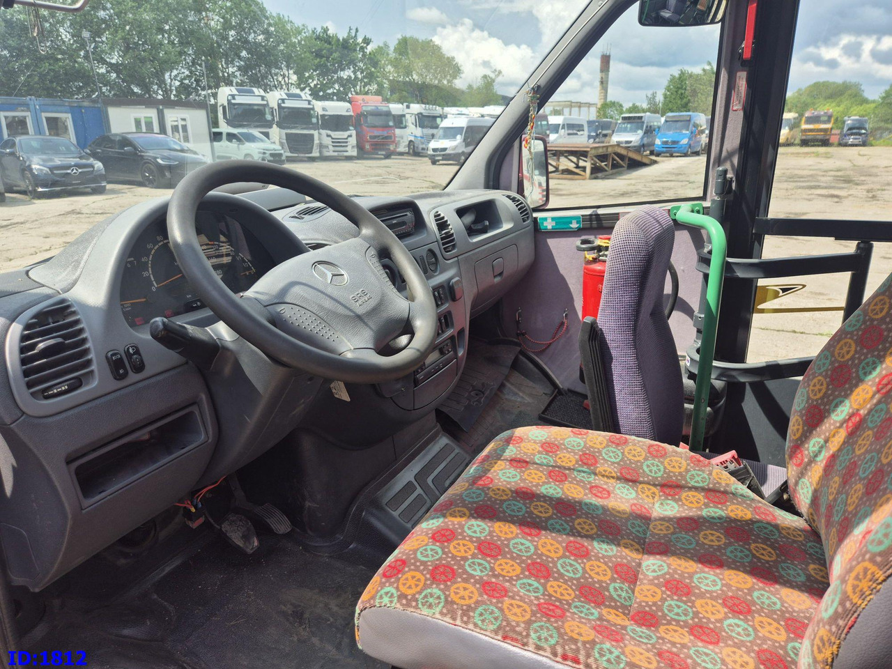 Minibús, Furgoneta de pasajeros MERCEDES-BENZ Sprinter 413 - 17 Place: foto 10