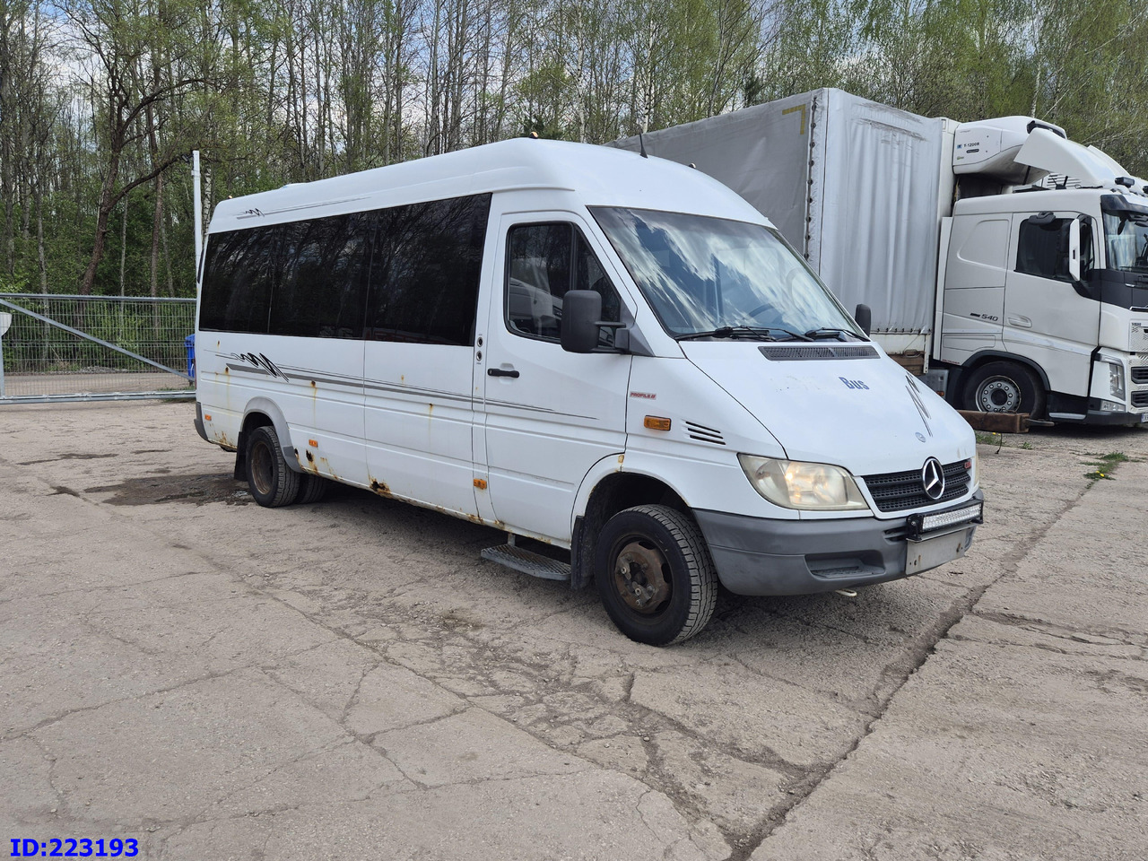 MERCEDES-BENZ Sprinter 416 VIP AC 17-seater - Autocar: foto 4 MERCEDES-BENZ Sprinter 416 VIP AC 17-seater - Autocar: foto 4