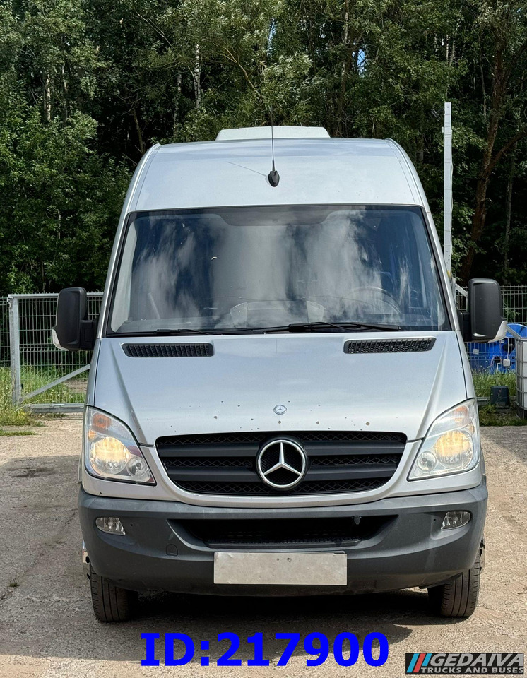 MERCEDES-BENZ Sprinter 516 - VIP - 17 places - Autocar: foto 2 MERCEDES-BENZ Sprinter 516 - VIP - 17 places - Autocar: foto 2