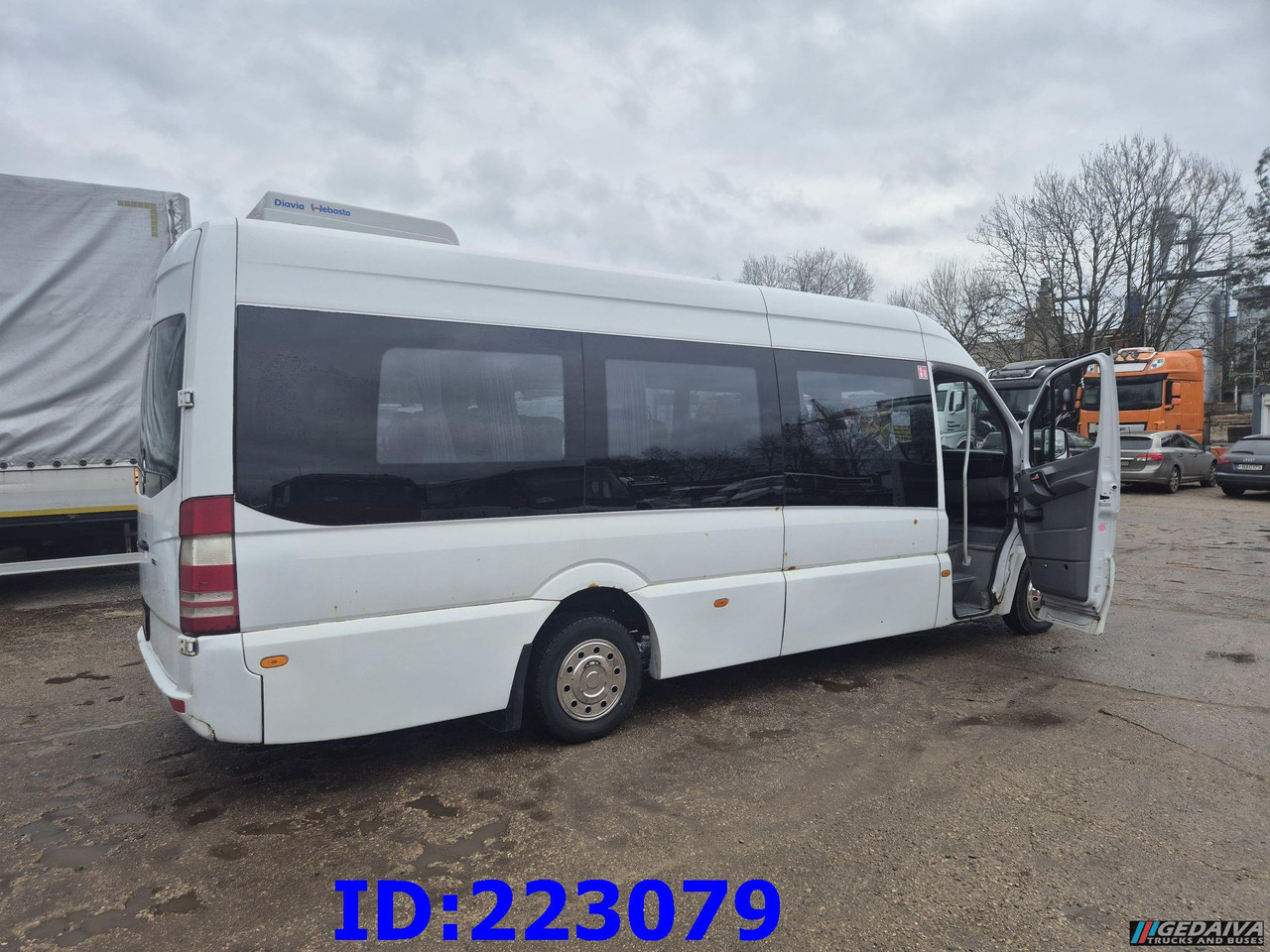 MERCEDES-BENZ Sprinter 516 - VIP - Euro6 - 17 places - Autocar: foto 5 MERCEDES-BENZ Sprinter 516 - VIP - Euro6 - 17 places - Autocar: foto 5