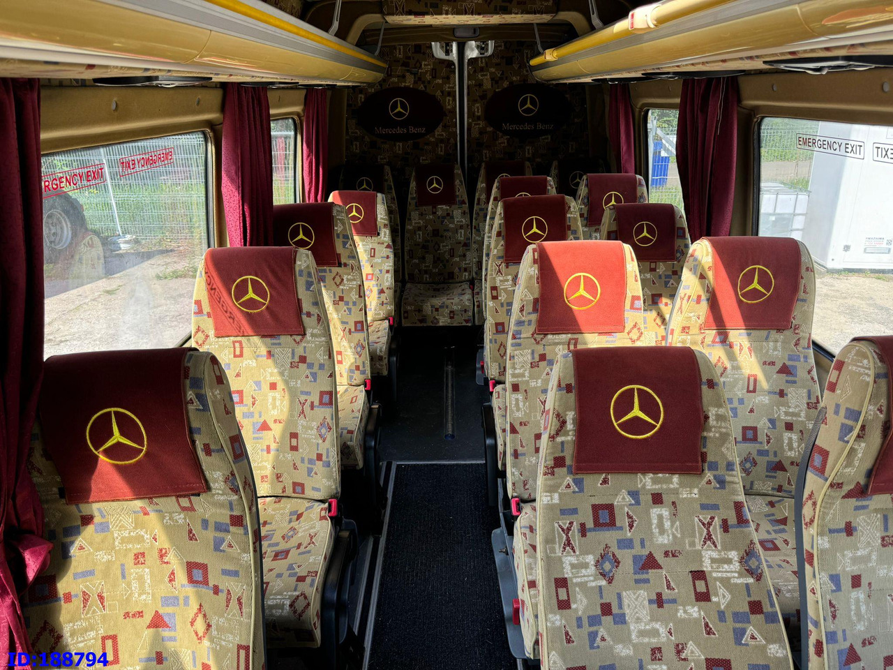 Minibús, Furgoneta de pasajeros MERCEDES-BENZ Sprinter 518 -  Kasten VIP - 20 Seater: foto 15