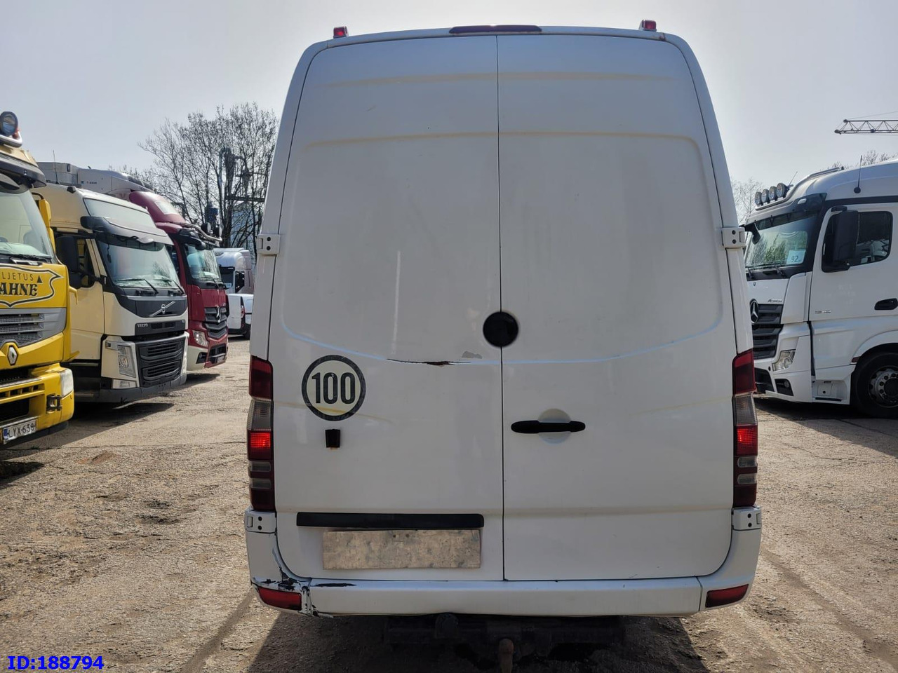 Minibús, Furgoneta de pasajeros MERCEDES-BENZ Sprinter 518 -  Kasten VIP - 20 Seater: foto 7