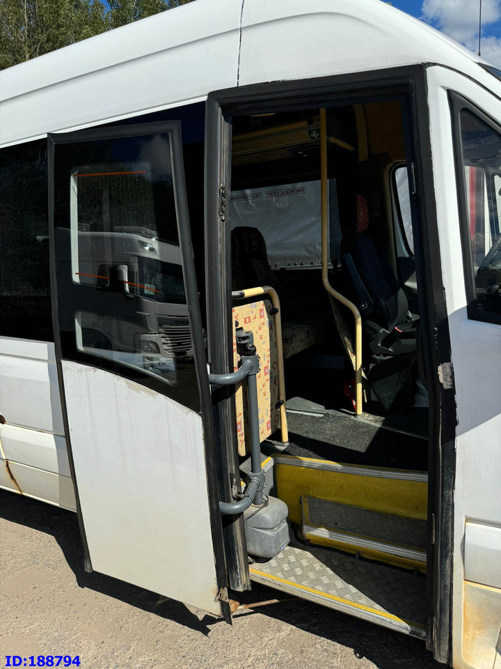 Minibús, Furgoneta de pasajeros MERCEDES-BENZ Sprinter 518 -  Kasten VIP - 20 Seater: foto 9