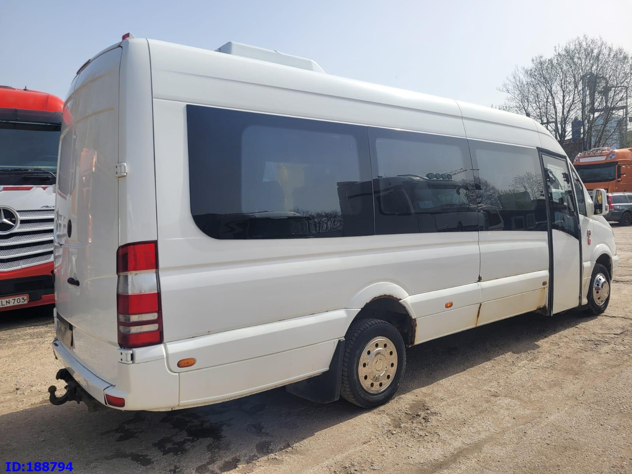 MERCEDES-BENZ Sprinter 518 -  Kasten VIP - 20 Seater - Autocar: foto 5 MERCEDES-BENZ Sprinter 518 -  Kasten VIP - 20 Seater - Autocar: foto 5
