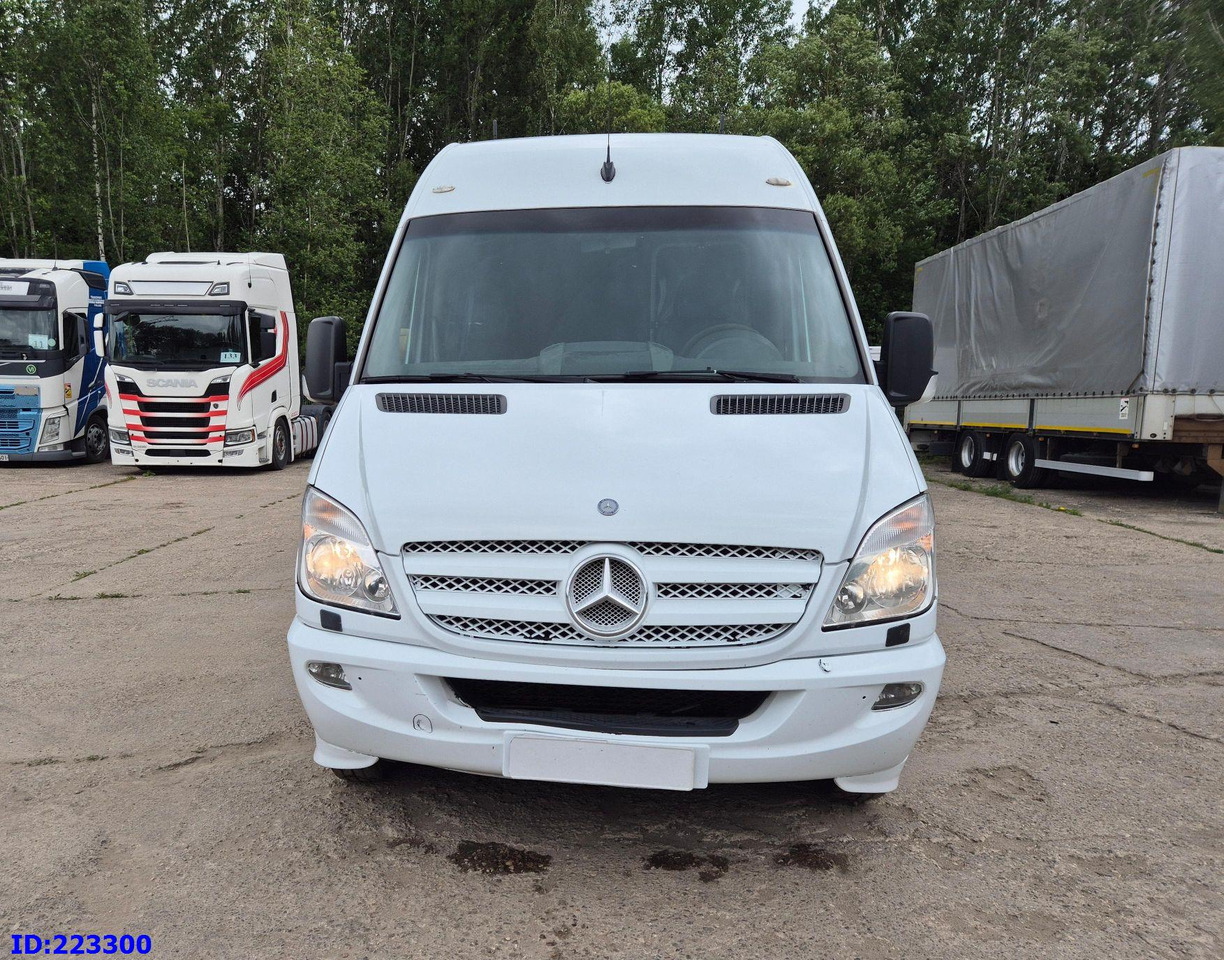 MERCEDES-BENZ Sprinter 518 VIP - 17 Seater - Autocar: foto 2 MERCEDES-BENZ Sprinter 518 VIP - 17 Seater - Autocar: foto 2