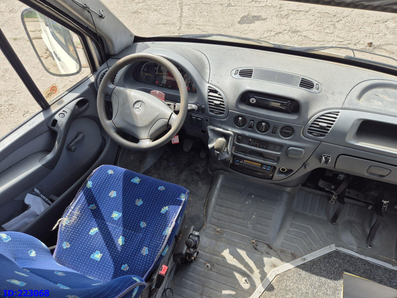 Minibús, Furgoneta de pasajeros MERCEDES-BENZ Sprinter 616 Sunset 23-Seater: foto 9 Minibús, Furgoneta de pasajeros MERCEDES-BENZ Sprinter 616 Sunset 23-Seater: foto 9