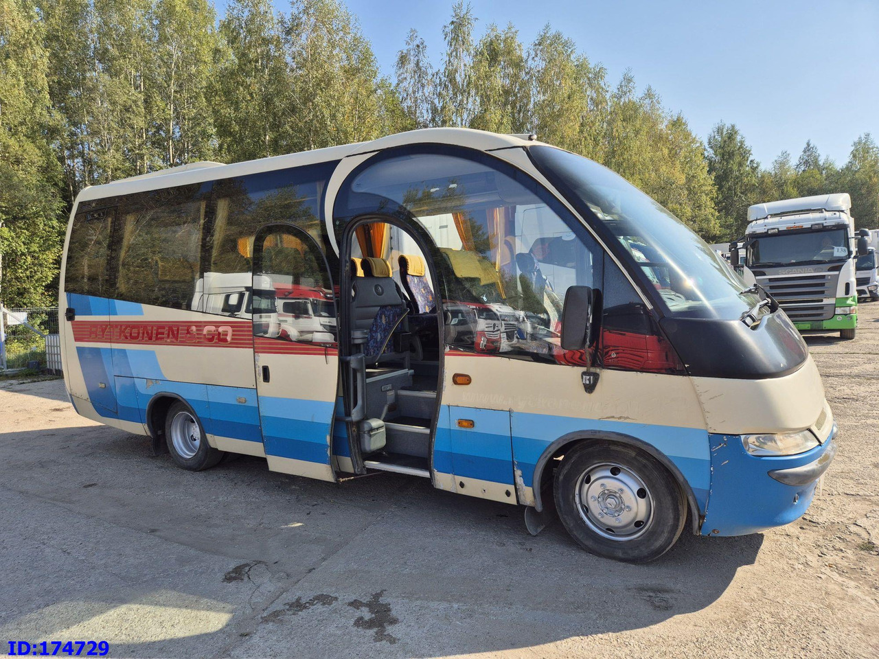MERCEDES-BENZ Vario 815 26-Seater - Autocar: foto 4 MERCEDES-BENZ Vario 815 26-Seater - Autocar: foto 4