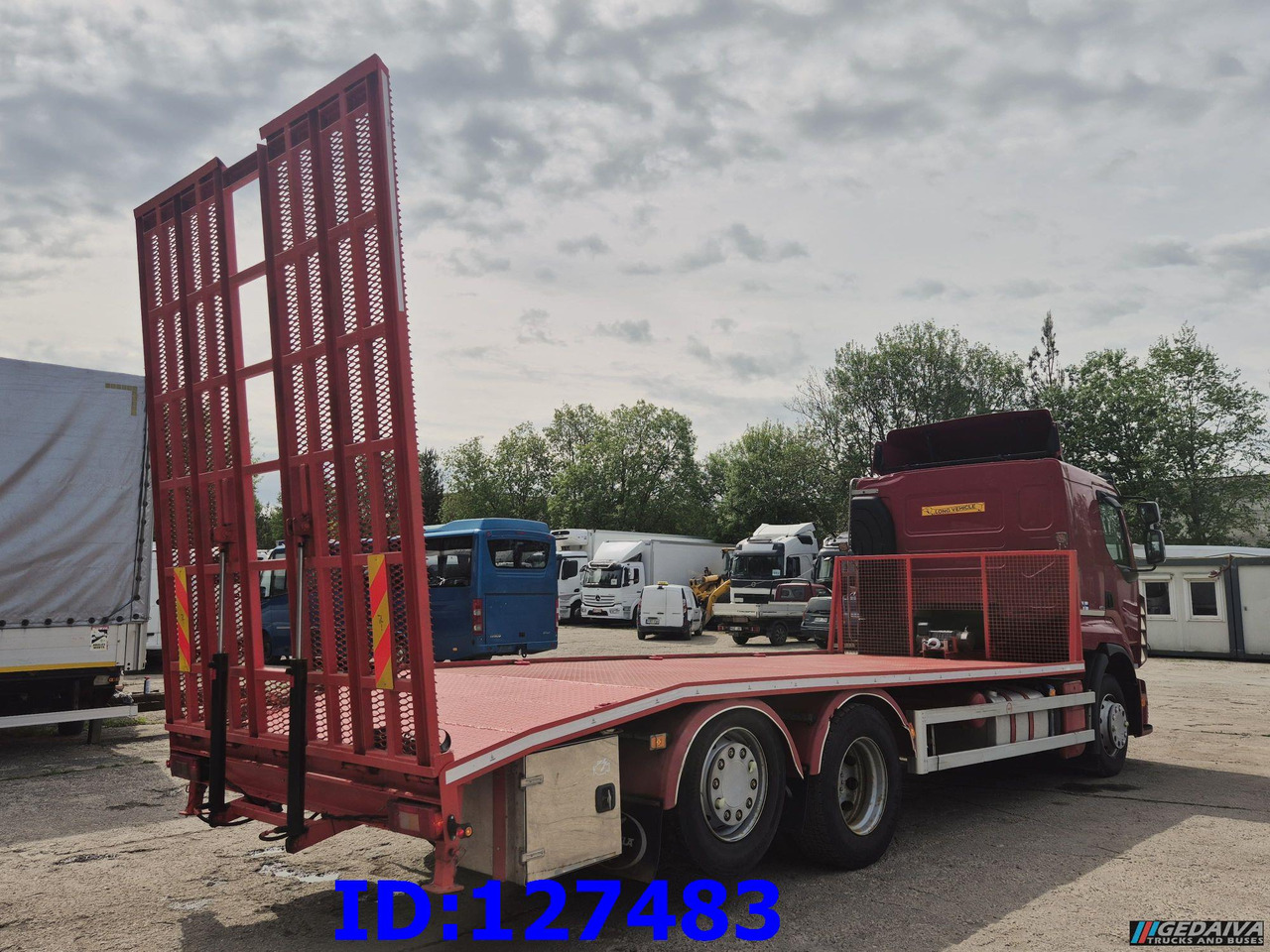 RENAULT Premium 460 6x2 (Steering axel) Euro5 - Camión caja abierta: foto 5 RENAULT Premium 460 6x2 (Steering axel) Euro5 - Camión caja abierta: foto 5