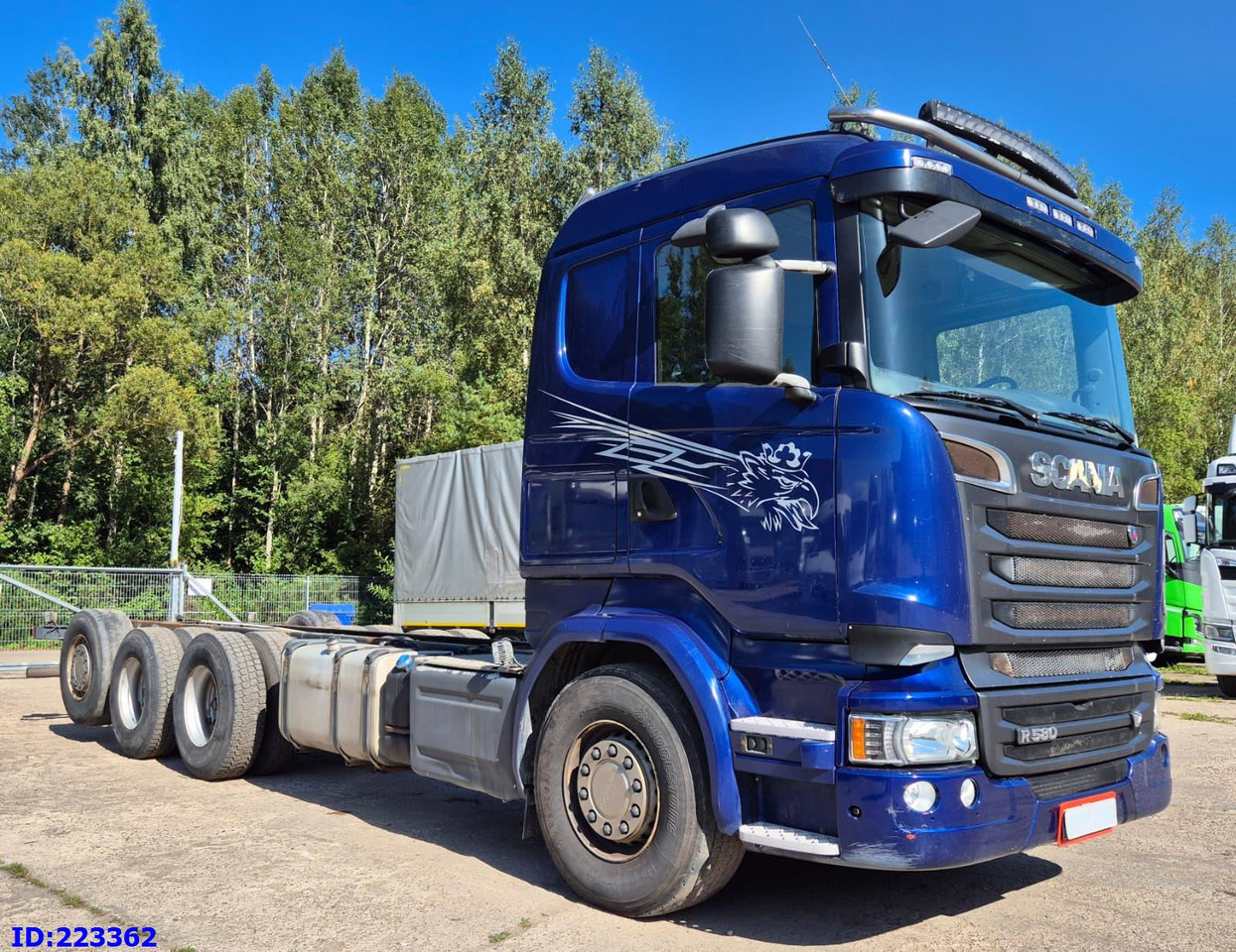SCANIA R580 8x4 Euro6 Retarder - Camión chasis: foto 2 SCANIA R580 8x4 Euro6 Retarder - Camión chasis: foto 2