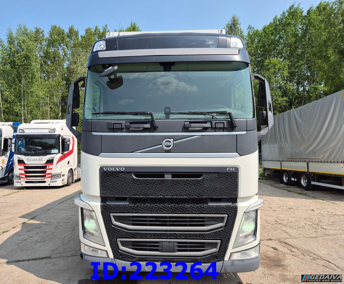 VOLVO FH13 460HP 6x2 Steering axle Euro6 - Camión frigorífico: foto 2 VOLVO FH13 460HP 6x2 Steering axle Euro6 - Camión frigorífico: foto 2