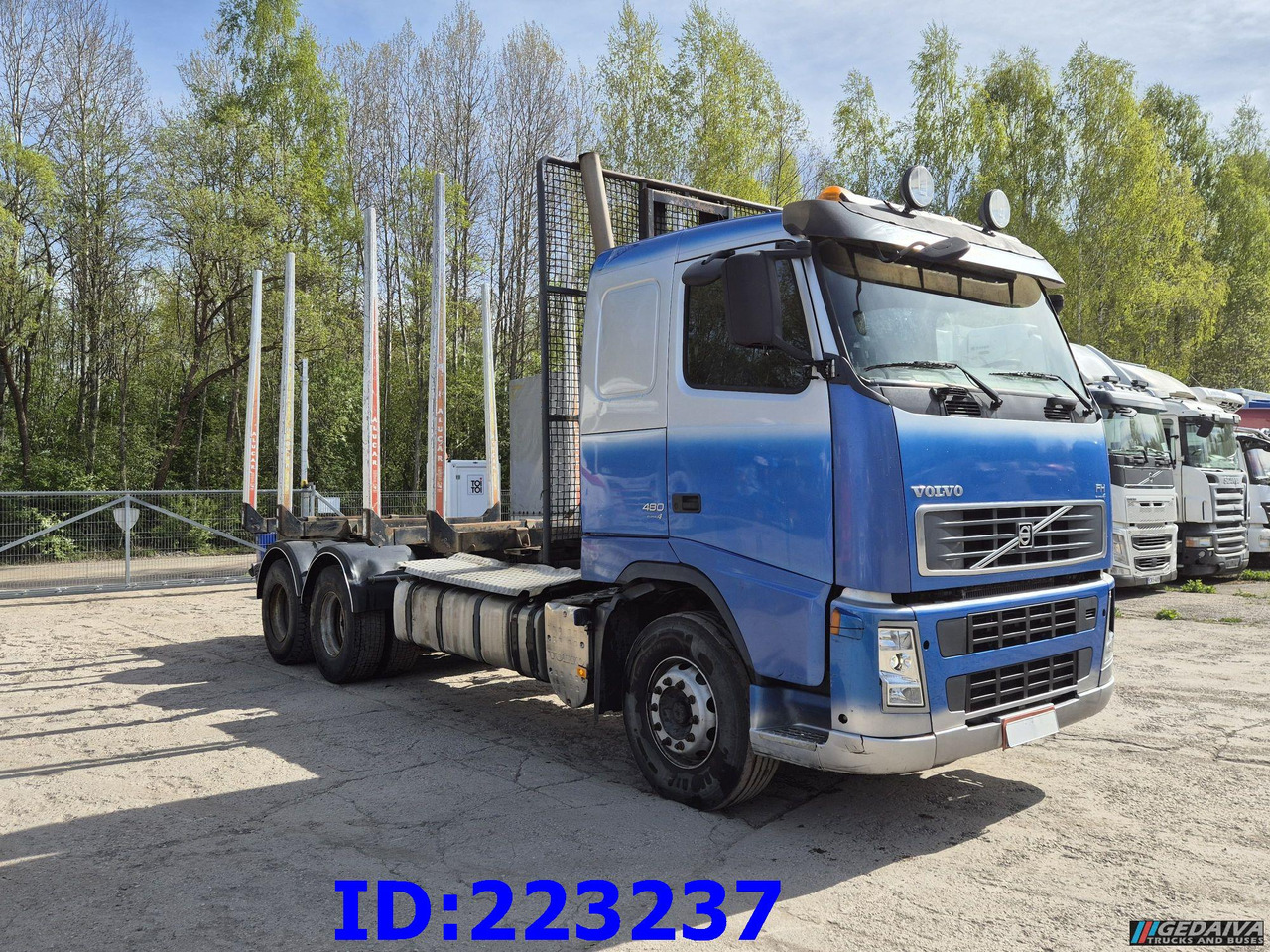 VOLVO FH13 480HP 6x4 - Camión forestal: foto 4 VOLVO FH13 480HP 6x4 - Camión forestal: foto 4