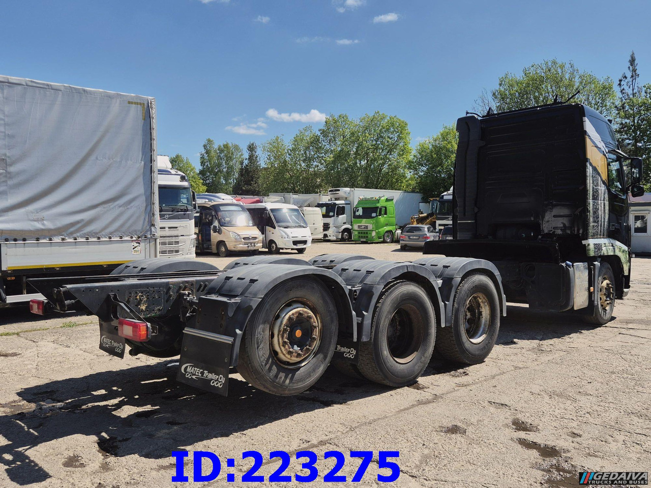 VOLVO FH13 540HP 8X4 (Steering axle) RETARDER - Camión chasis: foto 5 VOLVO FH13 540HP 8X4 (Steering axle) RETARDER - Camión chasis: foto 5