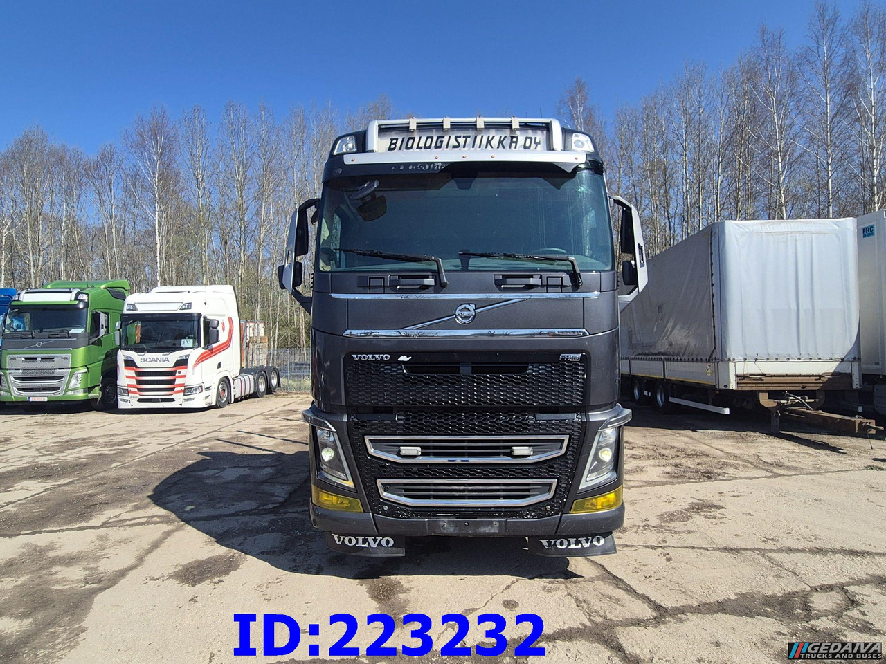 VOLVO FH16 700HP 8X4 Big Axles - Camión forestal: foto 2 VOLVO FH16 700HP 8X4 Big Axles - Camión forestal: foto 2